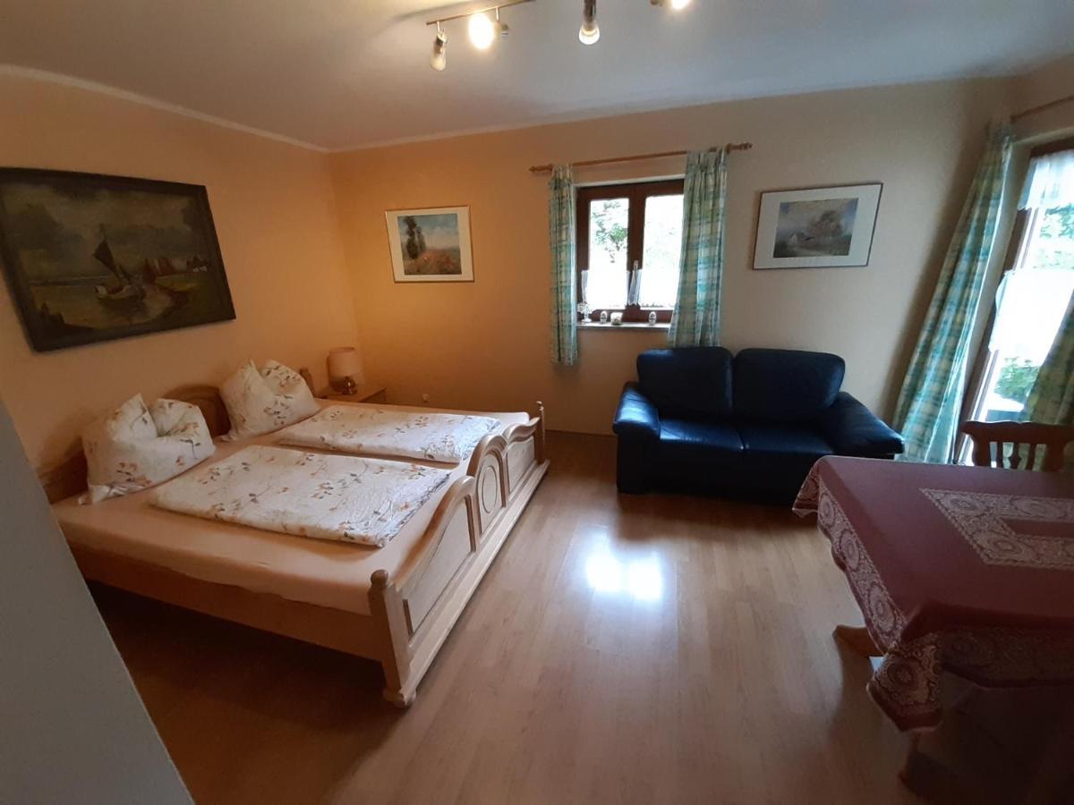 Gaestehaus Taubensee Hotell Oberwössen Exteriör bild